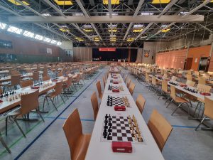 Der aufgebaute Spielsaal in der Keltenhalle